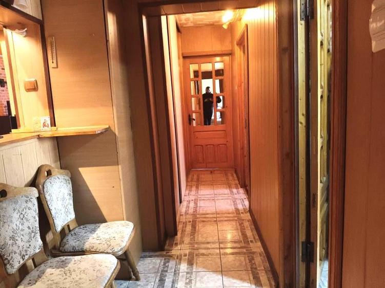 Apartament cu 4 camere decomandat în Viziru 3