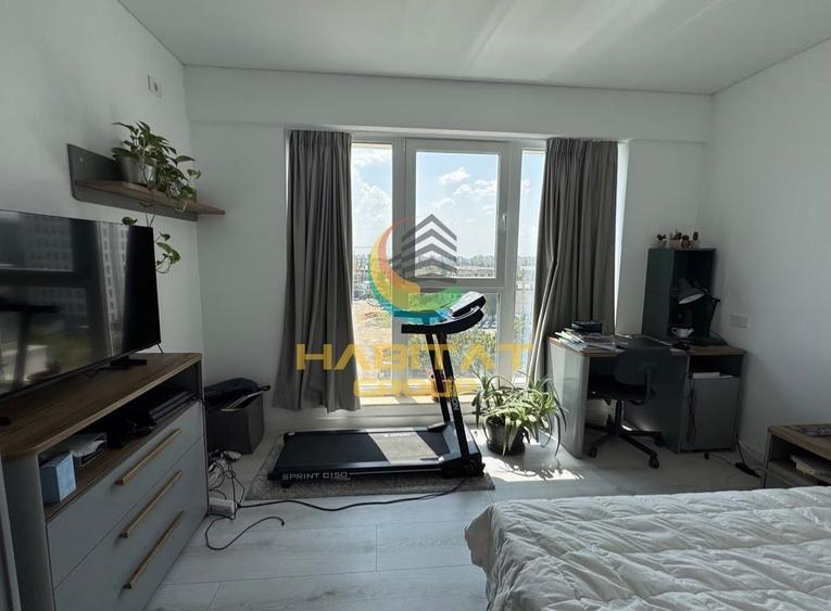 Apartament cu 4 camere semidecomandat, mobilat în Parcul Carol