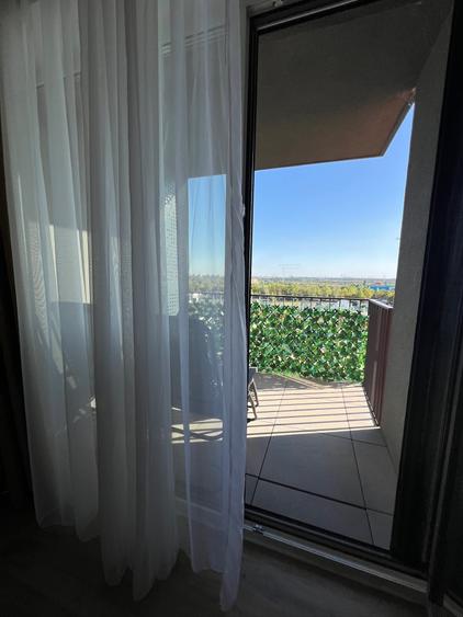 Apartament cu 3 camere decomandat în Theodor Pallady