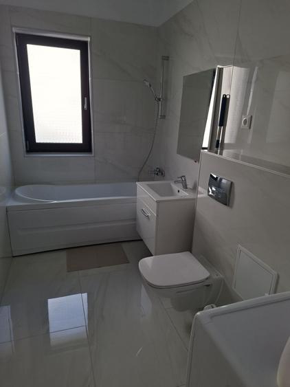 Apartament cu 2 camere semidecomandat în Vest
