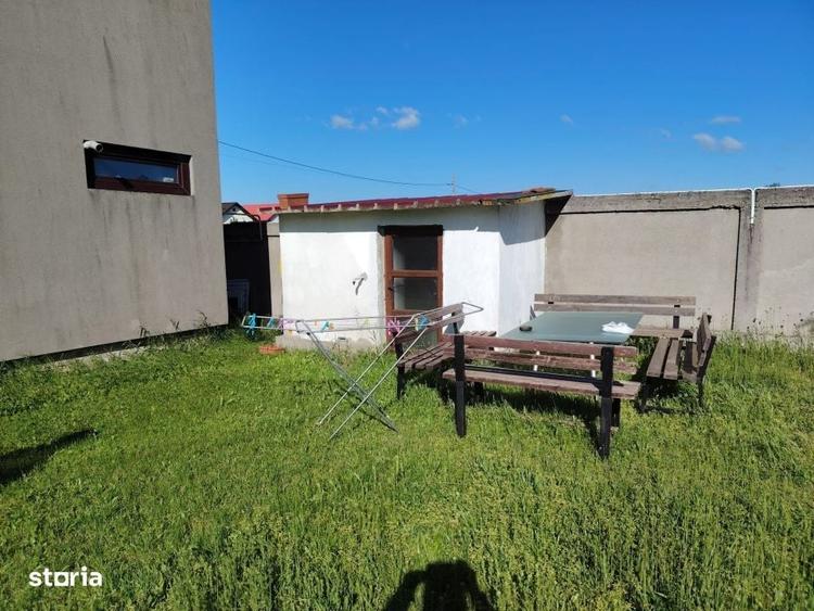 Casă cu 4 camere cu Teren 570 Mp în Aeroport