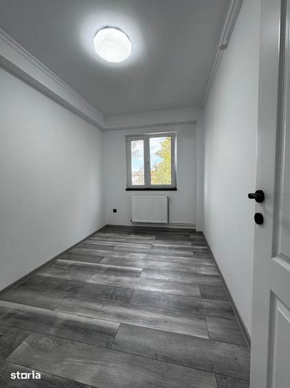 Apartament cu 3 camere în Tătărași