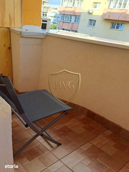Apartament cu 3 camere decomandat, mobilat în Nerva Traian