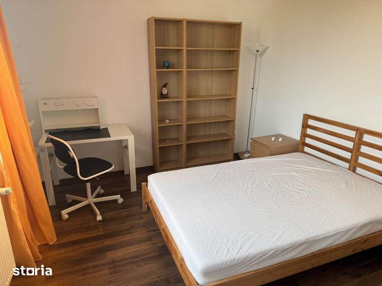 Apartament cu 3 camere, balcon ?i lift - 12