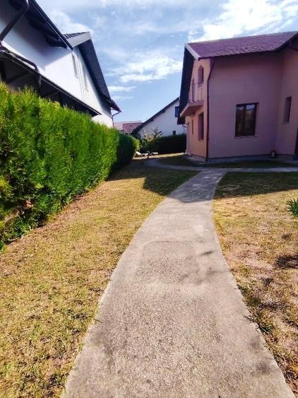 Casă individuală cu 4 camere cu Teren 475 Mp în Găvana Platou