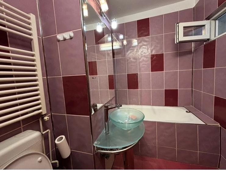 Apartament cu 3 camere decomandat în Drumul Taberei