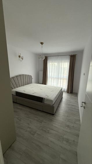 Casă cu 3 camere decomandat cu Teren 325 Mp în Burdujeni