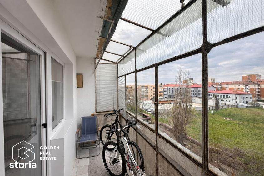 Apartament cu 3 camere în Malul Mureșului