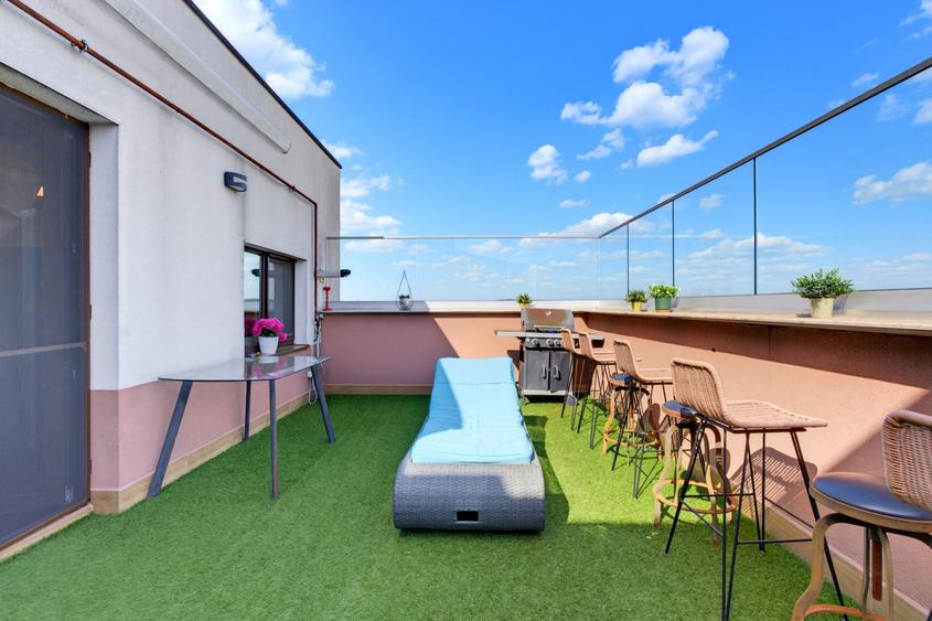 Apartament cu 3 camere decomandat, mobilat în Tătărași
