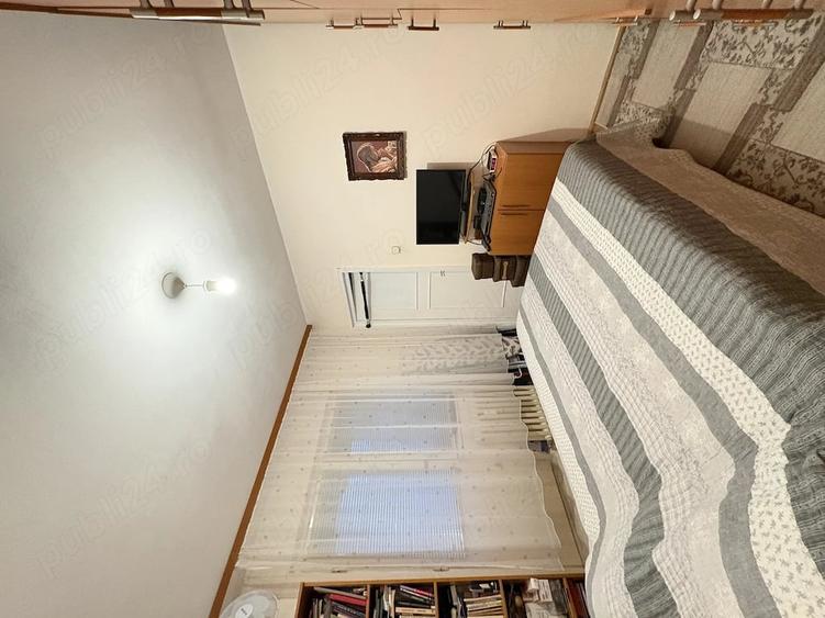 Apartament cu 3 camere semidecomandat în Circumvalațiunii