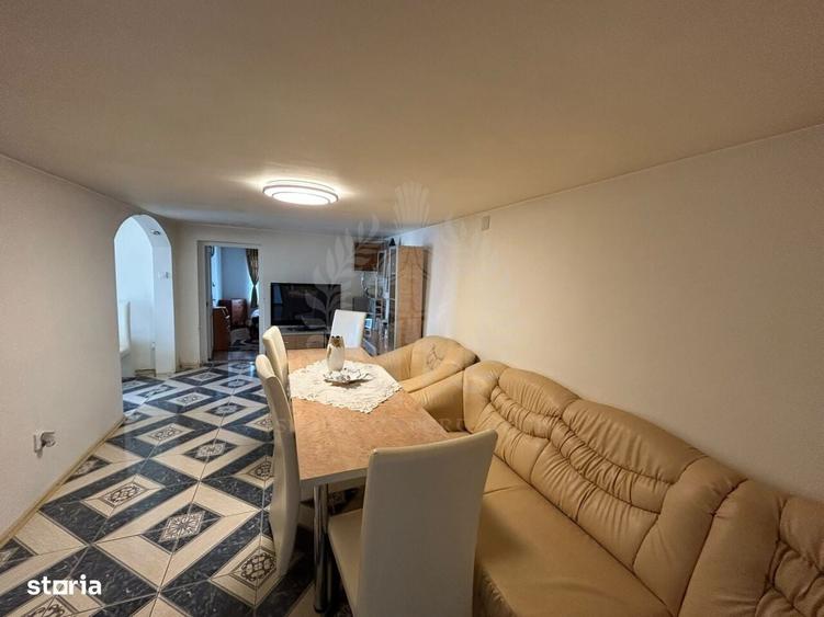 Casă cu 4 camere în Vâlcănești