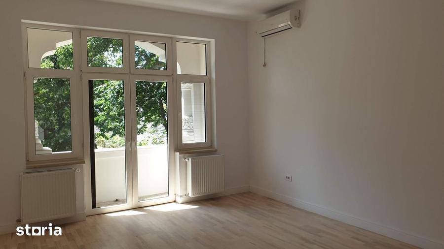Apartament cu 6 camere în Dorobanți