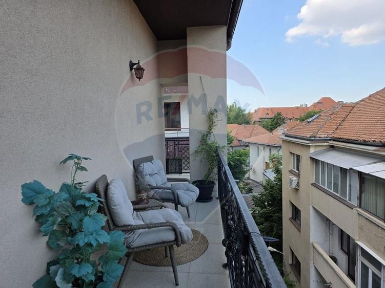 Birou, de 72 mp, în Aviatorilor