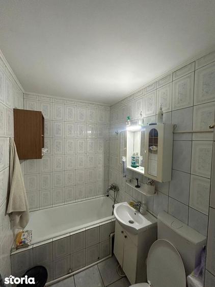 Apartament cu 2 camere semidecomandat în Dacia