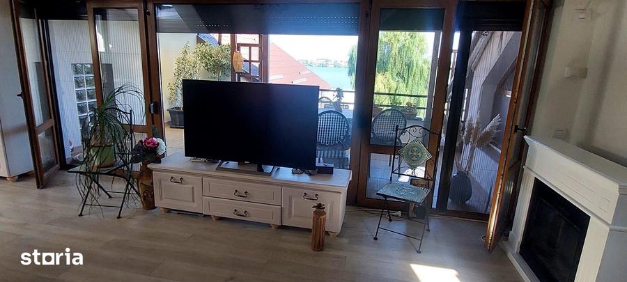 Apartament cu 3 camere în Dămăroaia