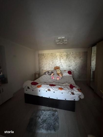 Casă cu 4 camere în Podari