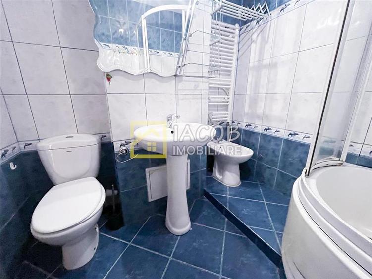 Apartament cu 3 camere decomandat în Central