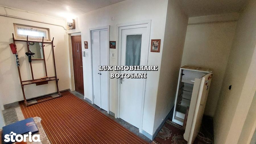 Apartament cu 4 camere în Central