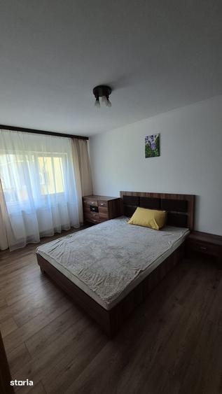 Apartament cu 2 camere semidecomandat în Girocului