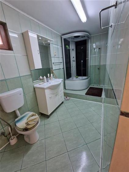 Casă individuală cu 4 camere cu Teren 177 Mp în Rovine
