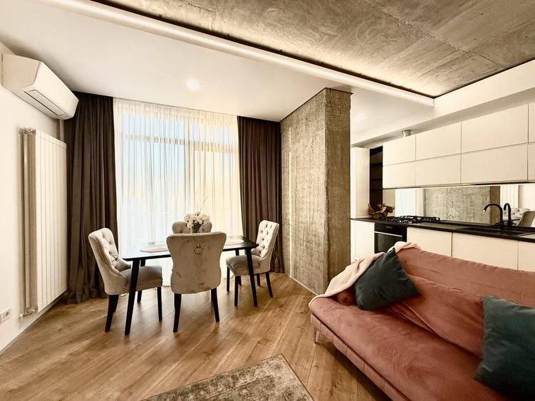 Apartament cu 2 camere semidecomandat, mobilat în Floreasca