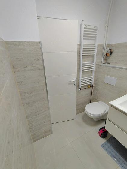 Apartament cu 2 camere semidecomandat în Republicii