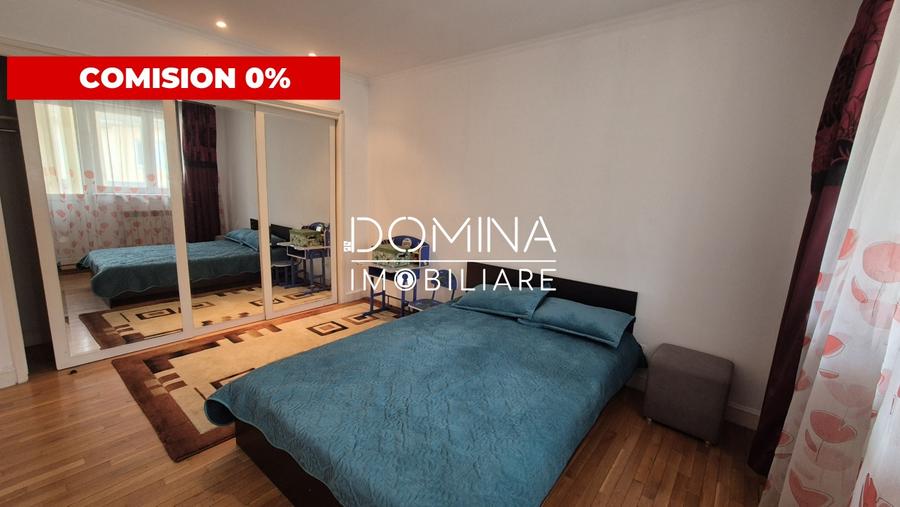 Apartament cu 3 camere semidecomandat, mobilat în Central