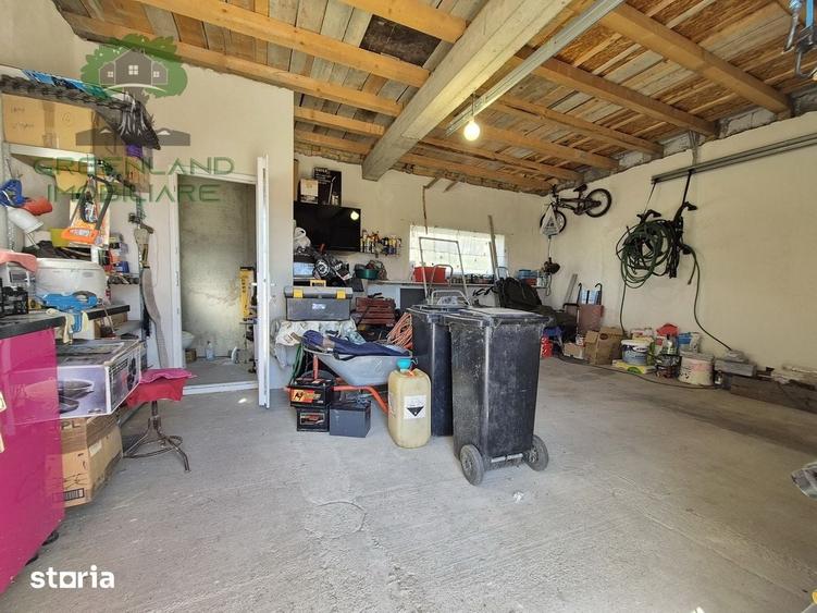 Casă cu 4 camere cu Teren 1430 Mp în Bucium