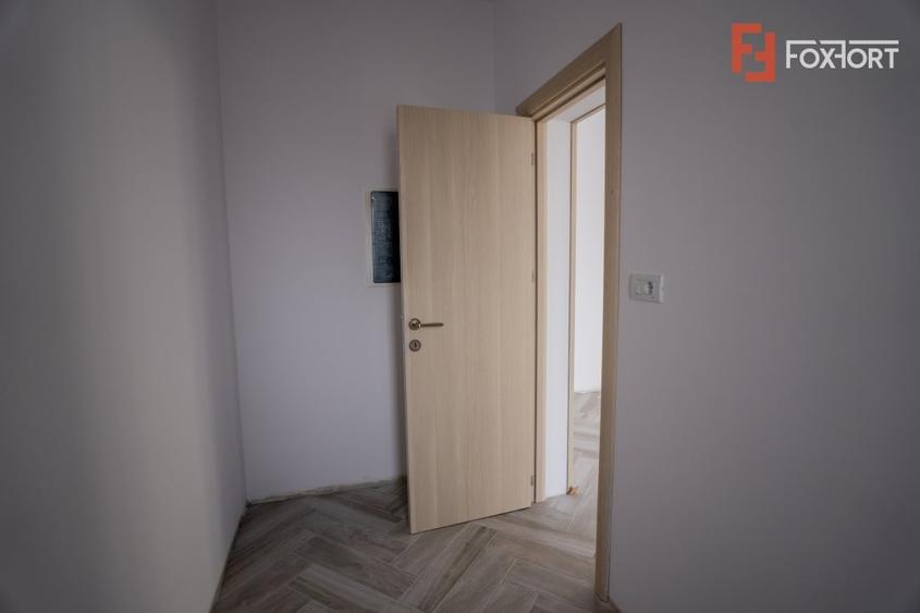 Duplex cu 4 camere cu Teren 273 Mp în Urseni