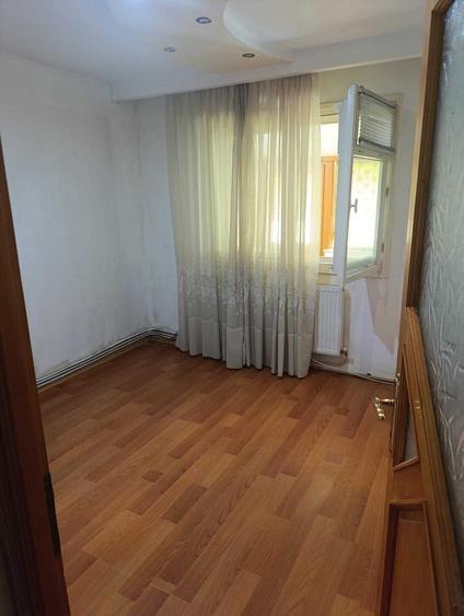 Vand apartament 2 camere - 3