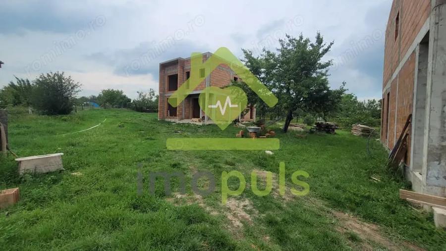 Casă cu 4 camere cu Teren 500 Mp în Giarmata