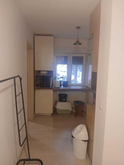 Apartament cu 3 camere decomandat în Micro 15