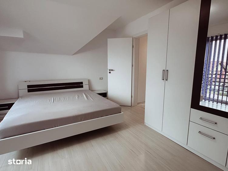 Casă cu 4 camere cu Teren 250 Mp în Central