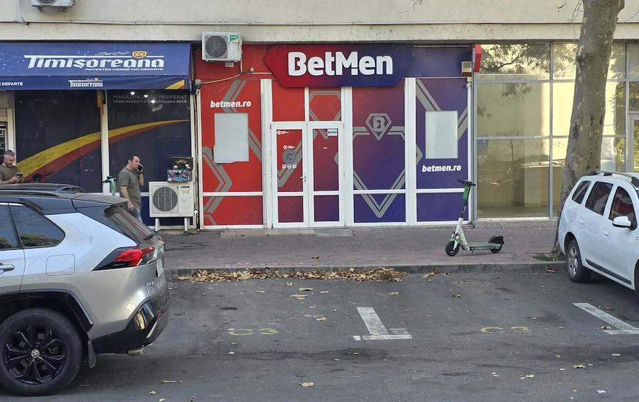 Spațiu comercial, de 35 mp, în Titan