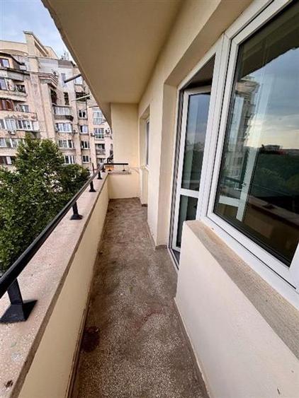 Apartament 3 camere, Piata Unirii pretabil pentru firma plus 1 loc de parcare  i - 3