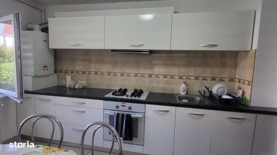 Apartament cu 2 camere decomandat în Exterior Vest