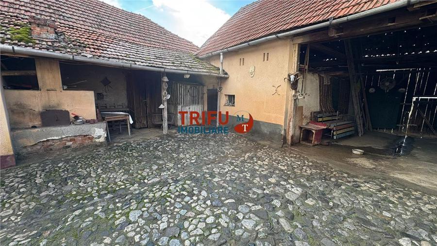 Casă individuală cu 4 camere cu Canalizare în Cricău