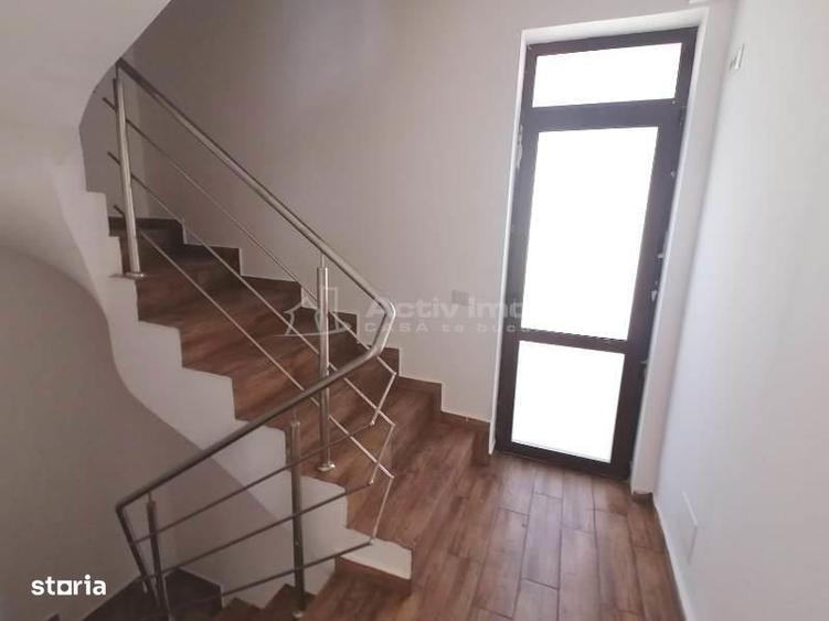 Casă cu 4 camere cu Teren 300 Mp în Prelungirea Ghencea