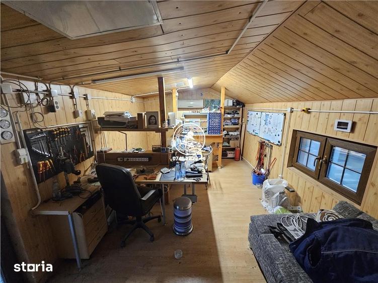 Casă cu 5 camere cu Teren 696 Mp în Aroneanu