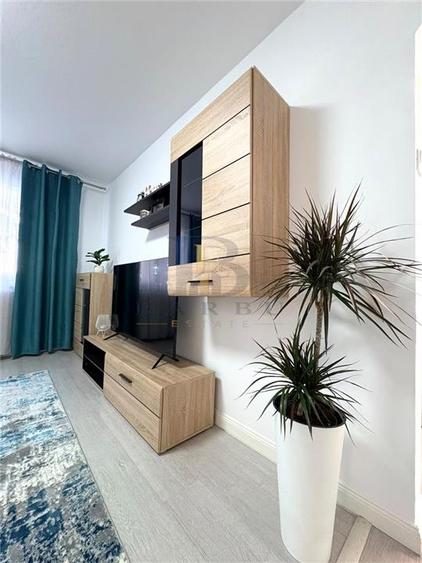 Apartament cu 3 camere semidecomandat, mobilat în Șagului