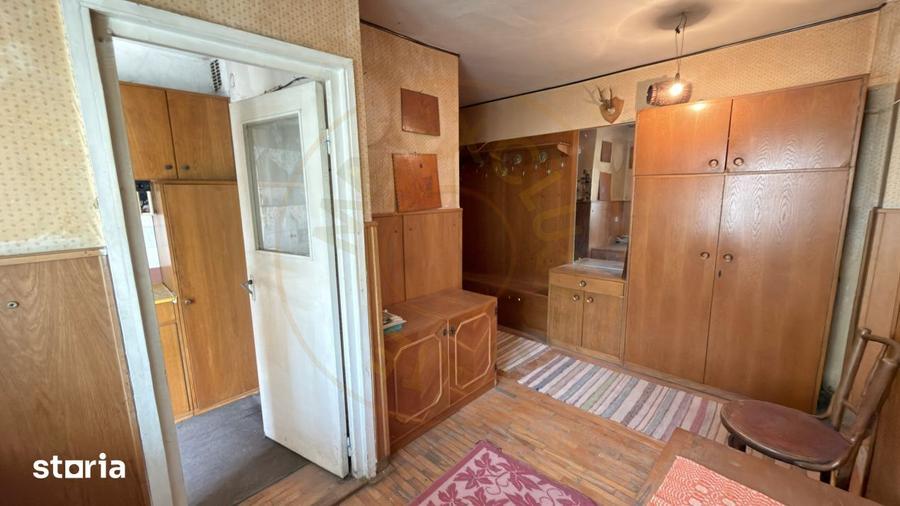 Apartament cu 2 camere decomandat, mobilat în Central
