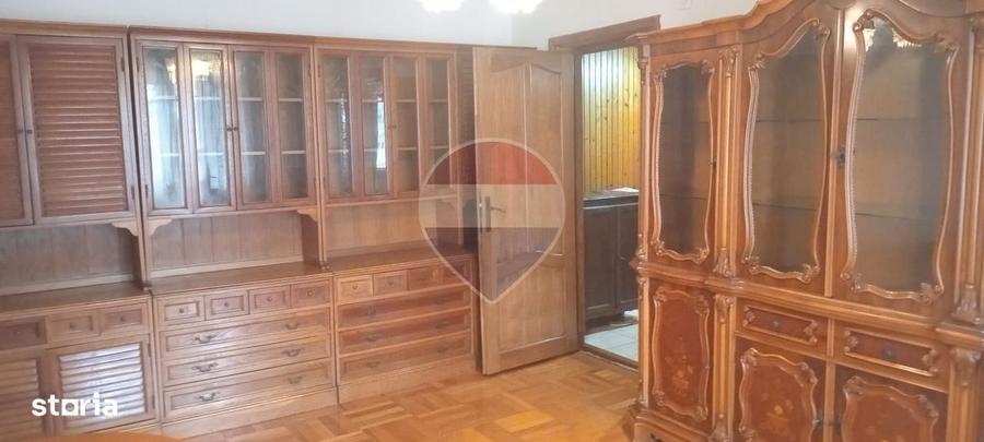 Apartament cu 3 camere, mobilat în Podgoria