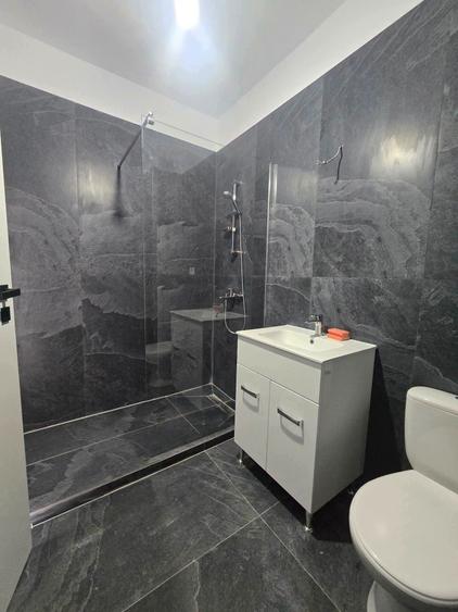 Apartament cu 2 camere decomandat în Dobroești