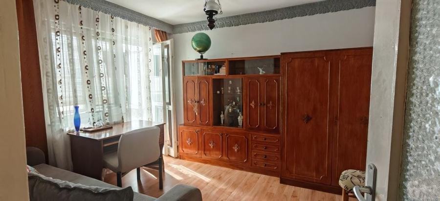 Apartament cu 2 camere decomandat în Vest