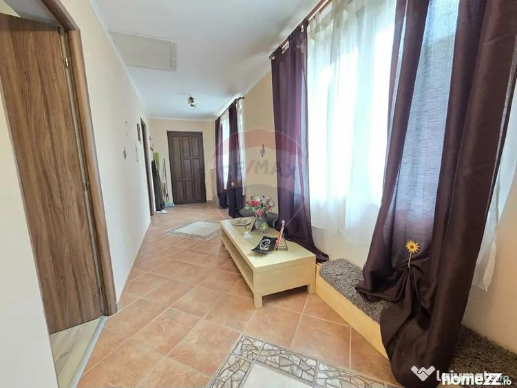 Casă cu 2 camere cu Teren 610 Mp în Armeni