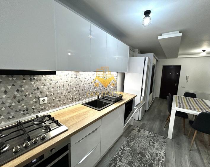 Apartament cu 2 camere semidecomandat, mobilat în Florești