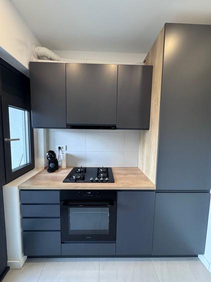 Apartament cu 2 camere decomandat în Titulescu