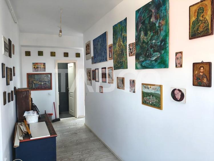 Apartament cu 3 camere decomandat, mobilat în Piața Cluj