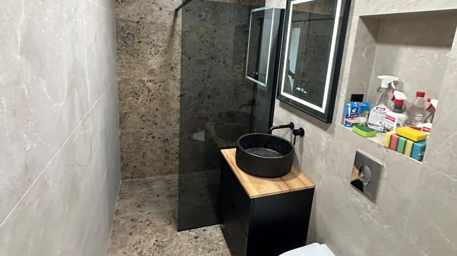 Apartament cu 2 camere semidecomandat în Colentina