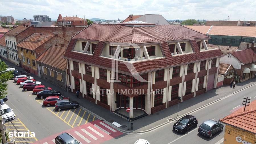 Spațiu comercial, de 1,691 mp, în Orașul Nou